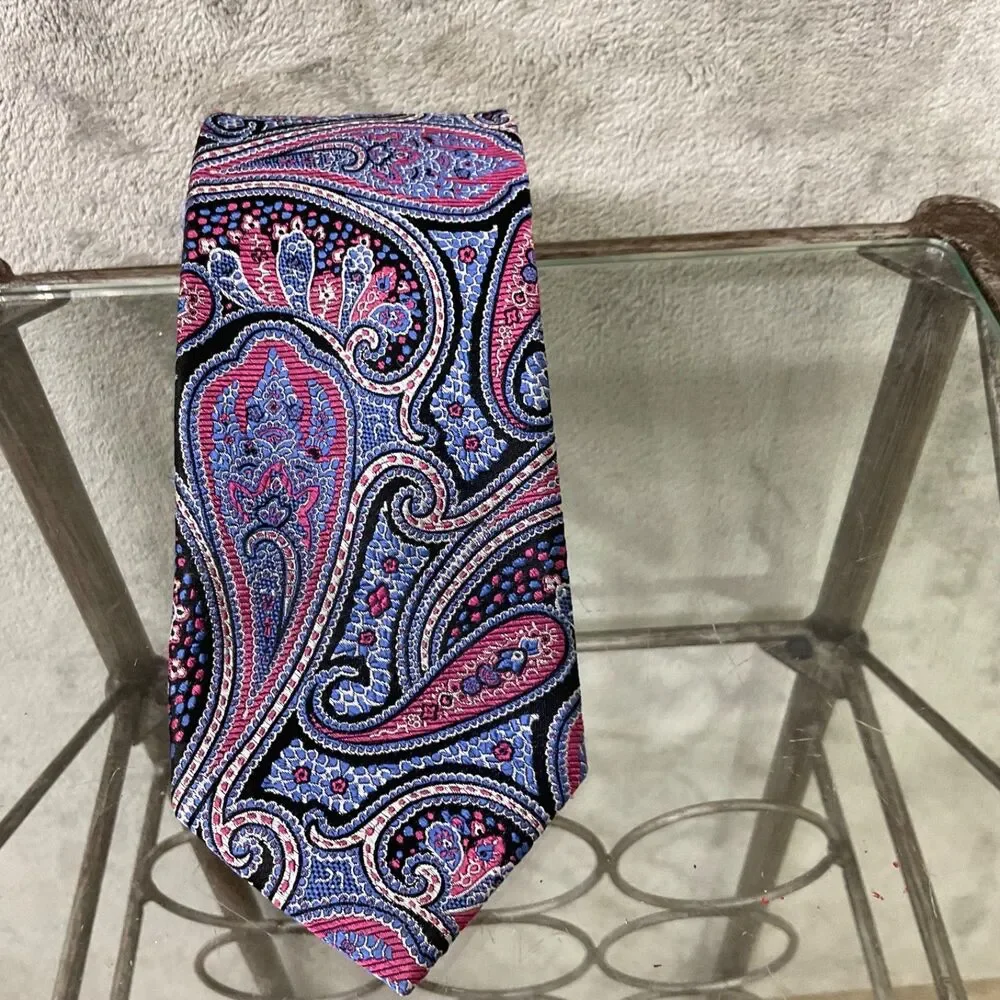 TED BAKER Men's Tie long Textured  100% Silk Necktie Paisley 60.5” x 3.3/4